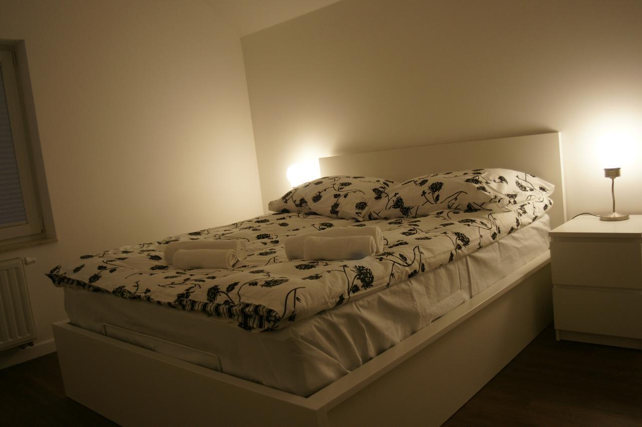 Q Apartamenty Mirkow Bagian luar foto