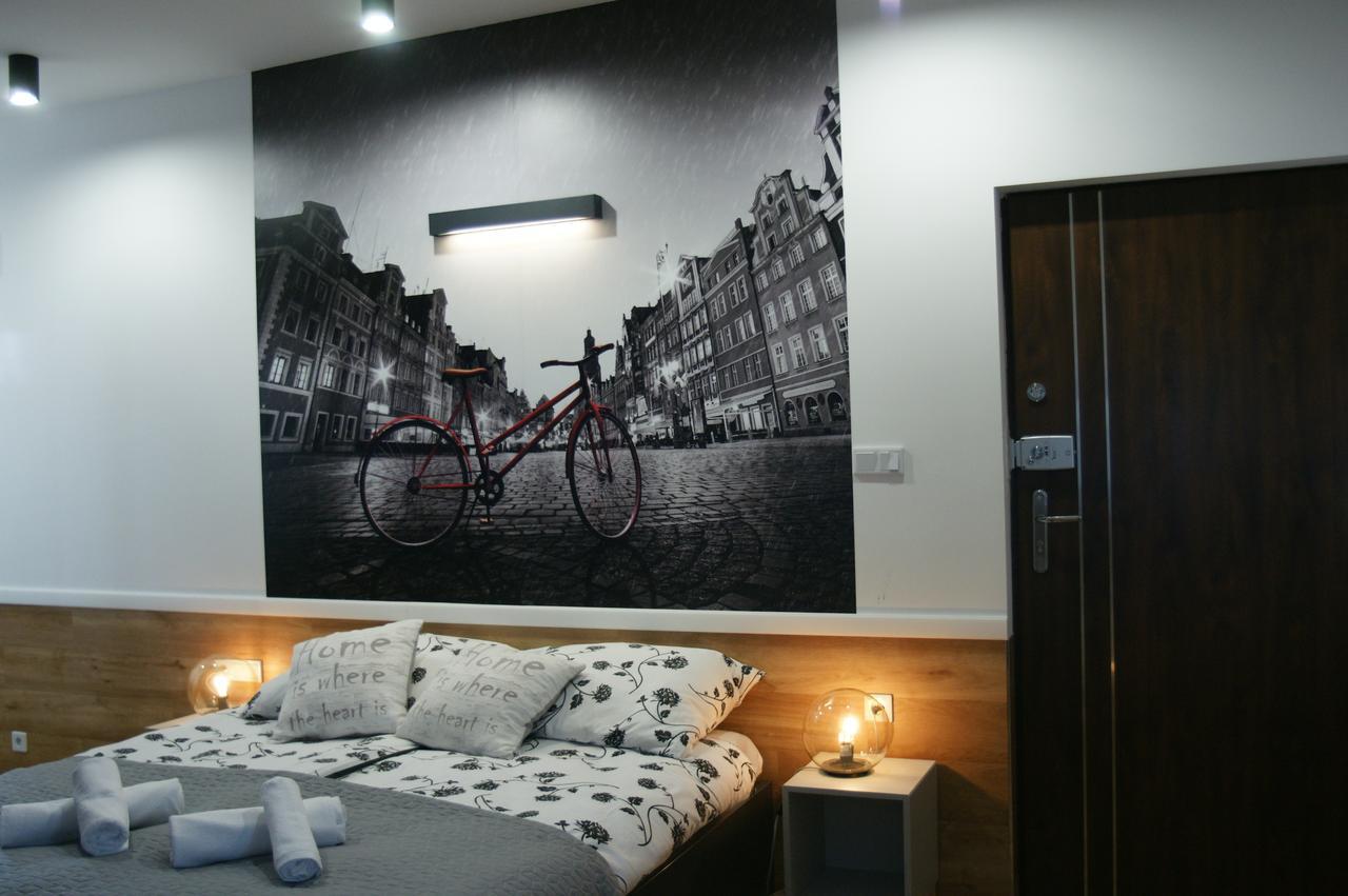 Q Apartamenty Mirkow Bagian luar foto