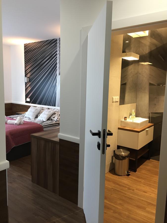 Q Apartamenty Mirkow Bagian luar foto