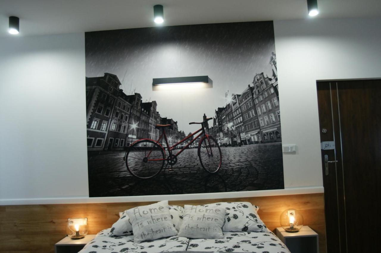 Q Apartamenty Mirkow Bagian luar foto